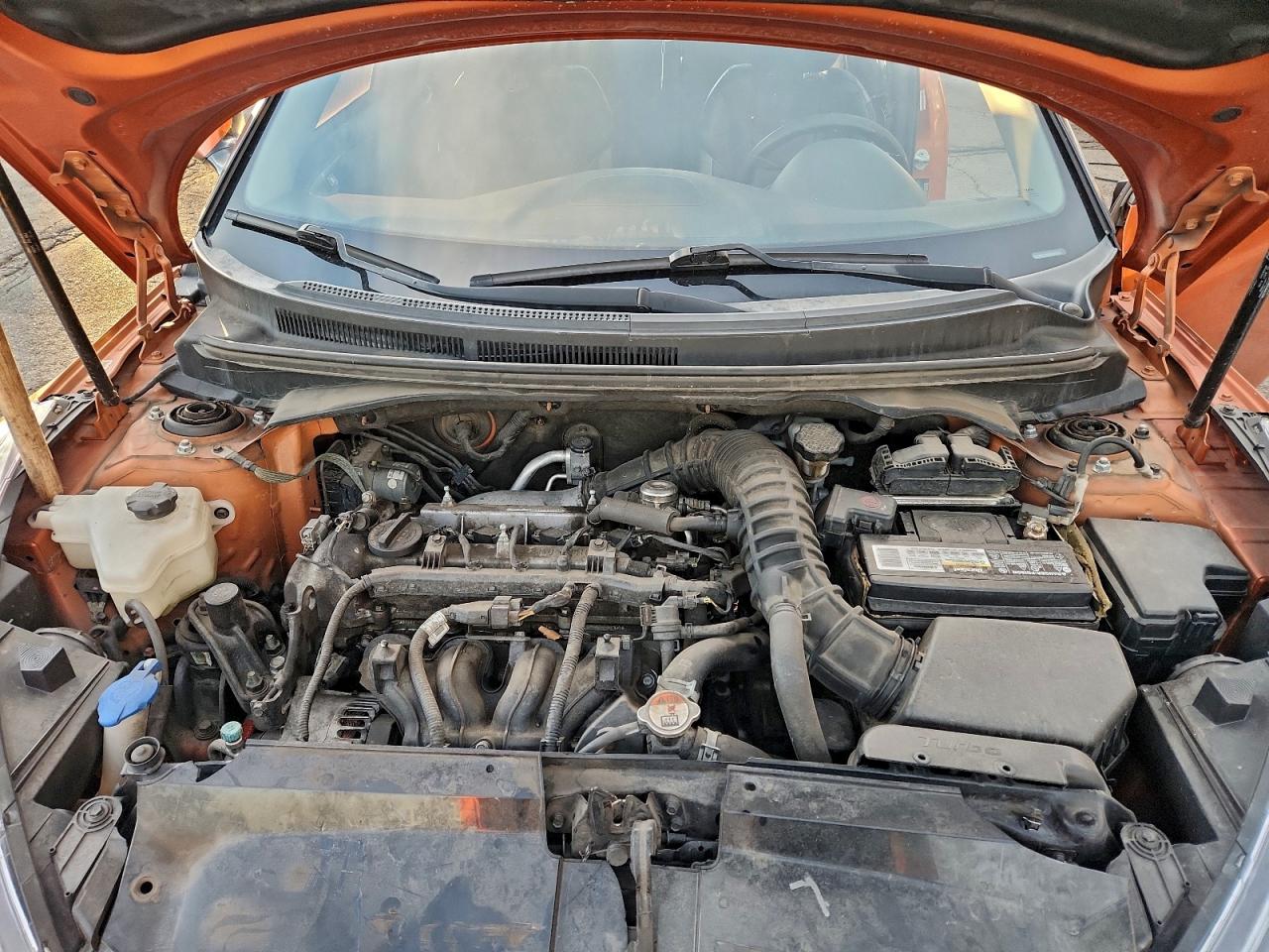 2015 HYUNDAI VELOSTER TURBO photo 11
