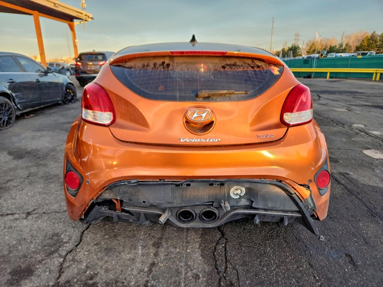 2015 HYUNDAI VELOSTER TURBO photo 6