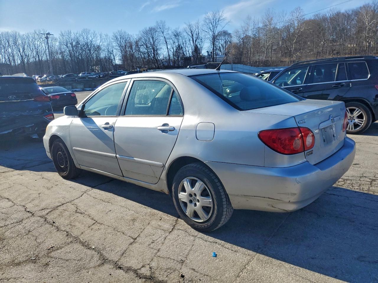 2005 TOYOTA COROLLA CE photo 2