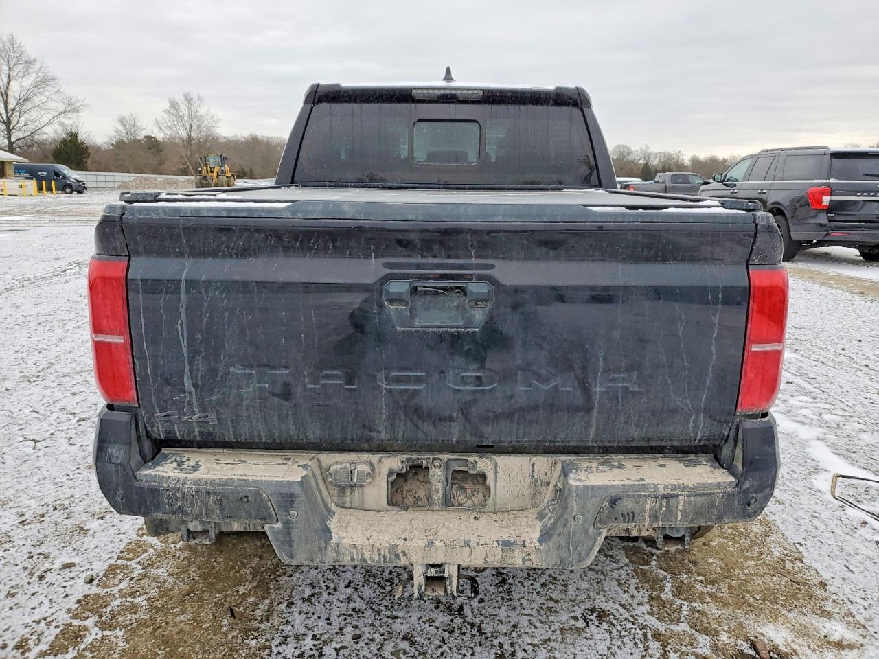 2024 TOYOTA TACOMA DOUBLE CAB photo 6