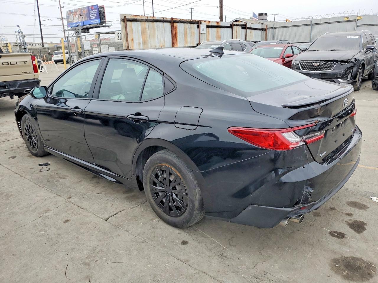2025 TOYOTA CAMRY XSE photo 2