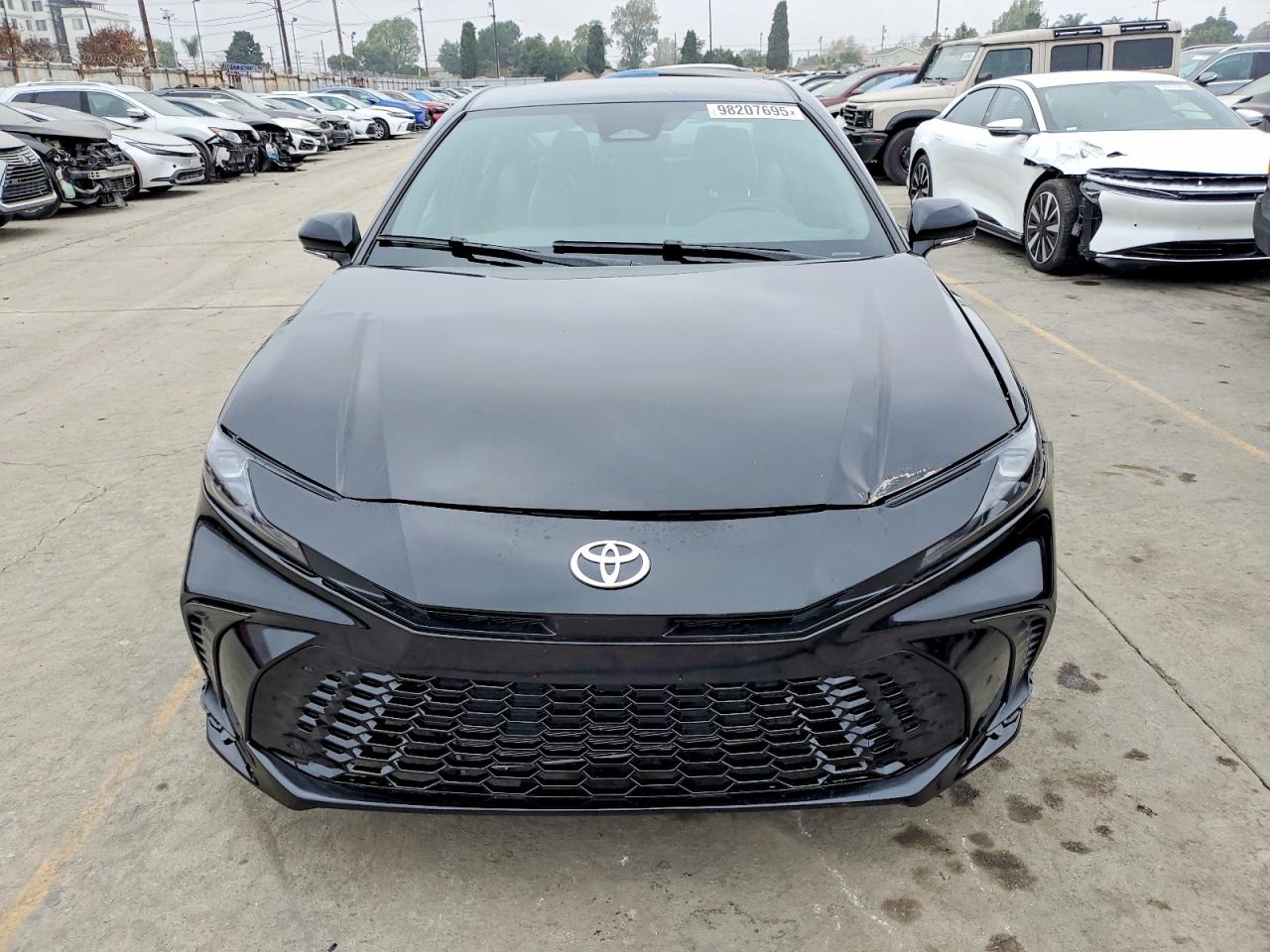 2025 TOYOTA CAMRY XSE photo 5