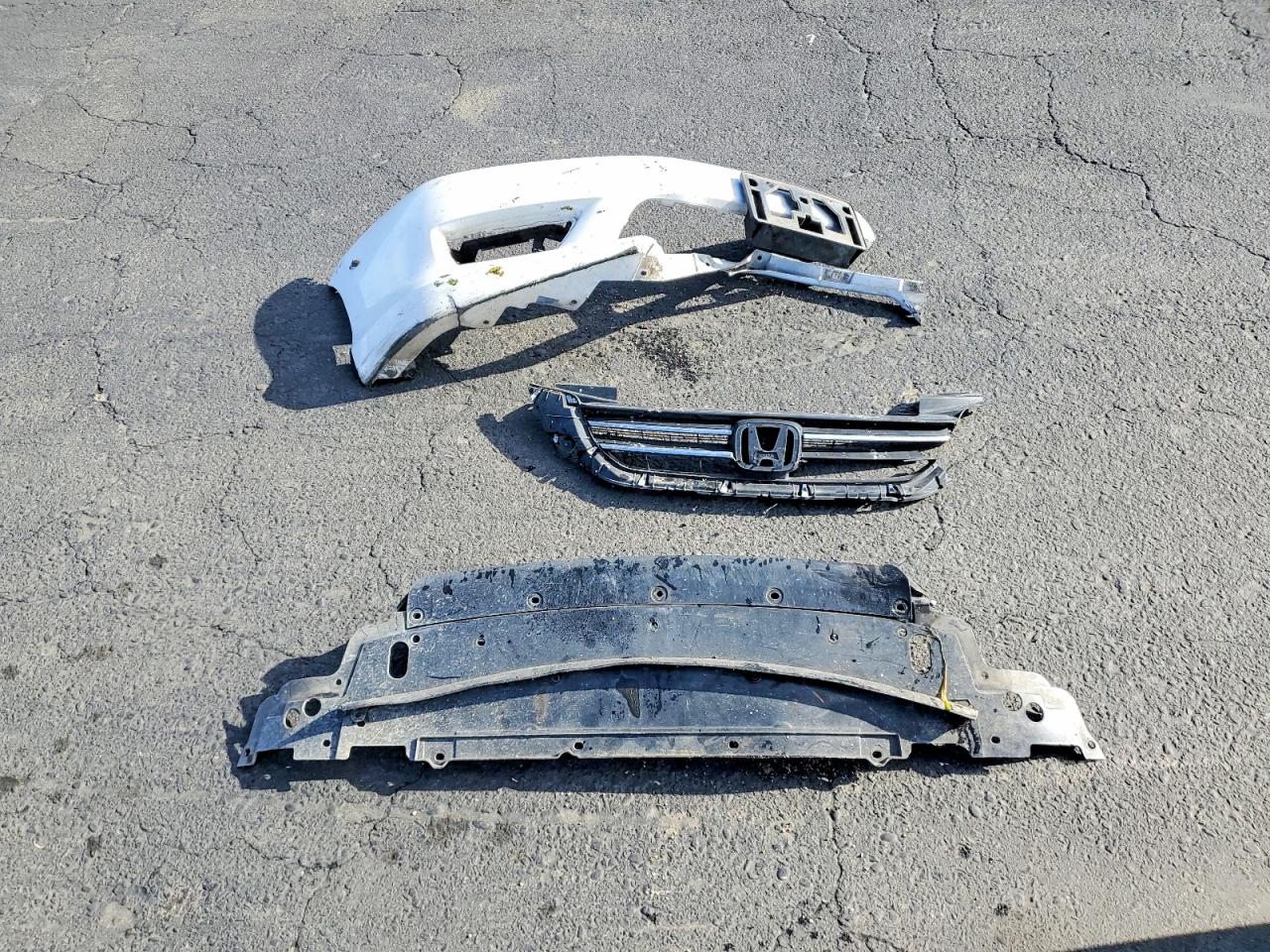 2013 HONDA ACCORD EXL photo 12