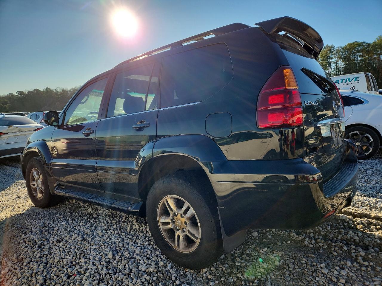 2004 LEXUS GX 470 photo 2
