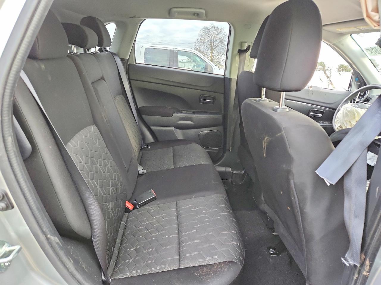 2024 MITSUBISHI OUTLANDER SPORT S/SE photo 11