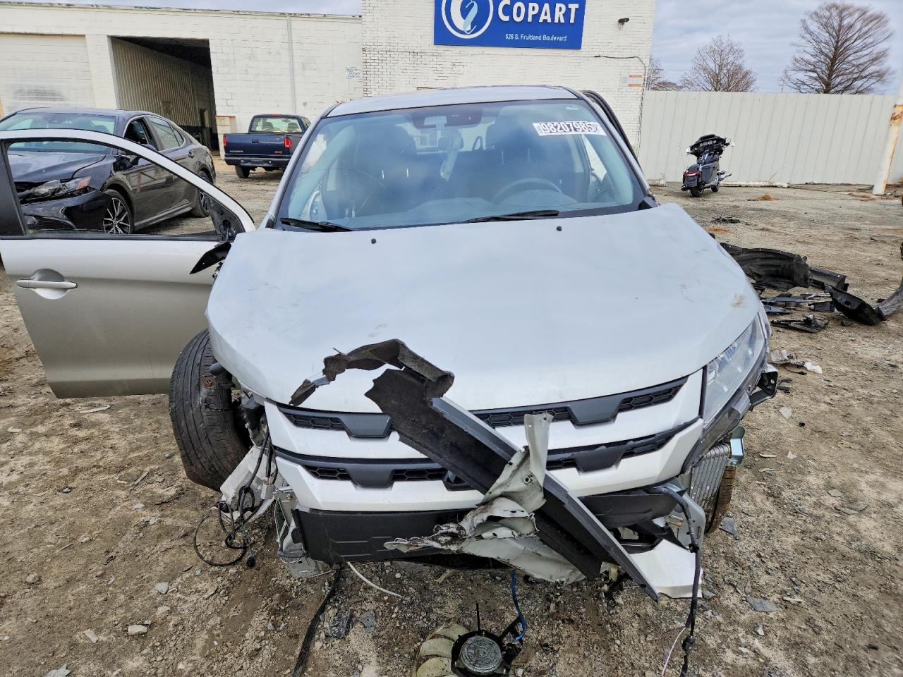 2024 MITSUBISHI OUTLANDER SPORT S/SE photo 5