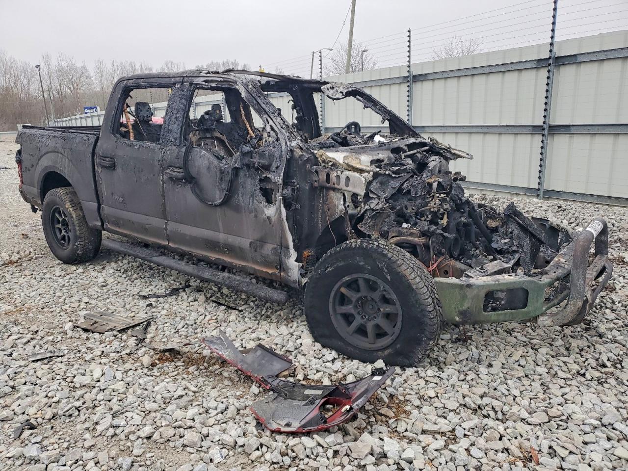 2019 FORD F150 SUPERCREW photo 4