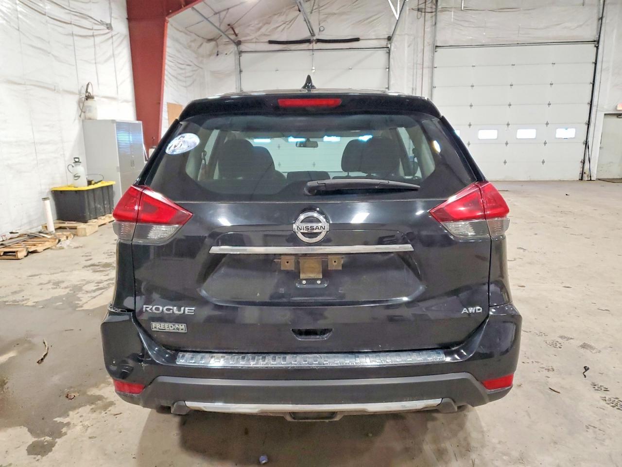 2018 NISSAN ROGUE S photo 6