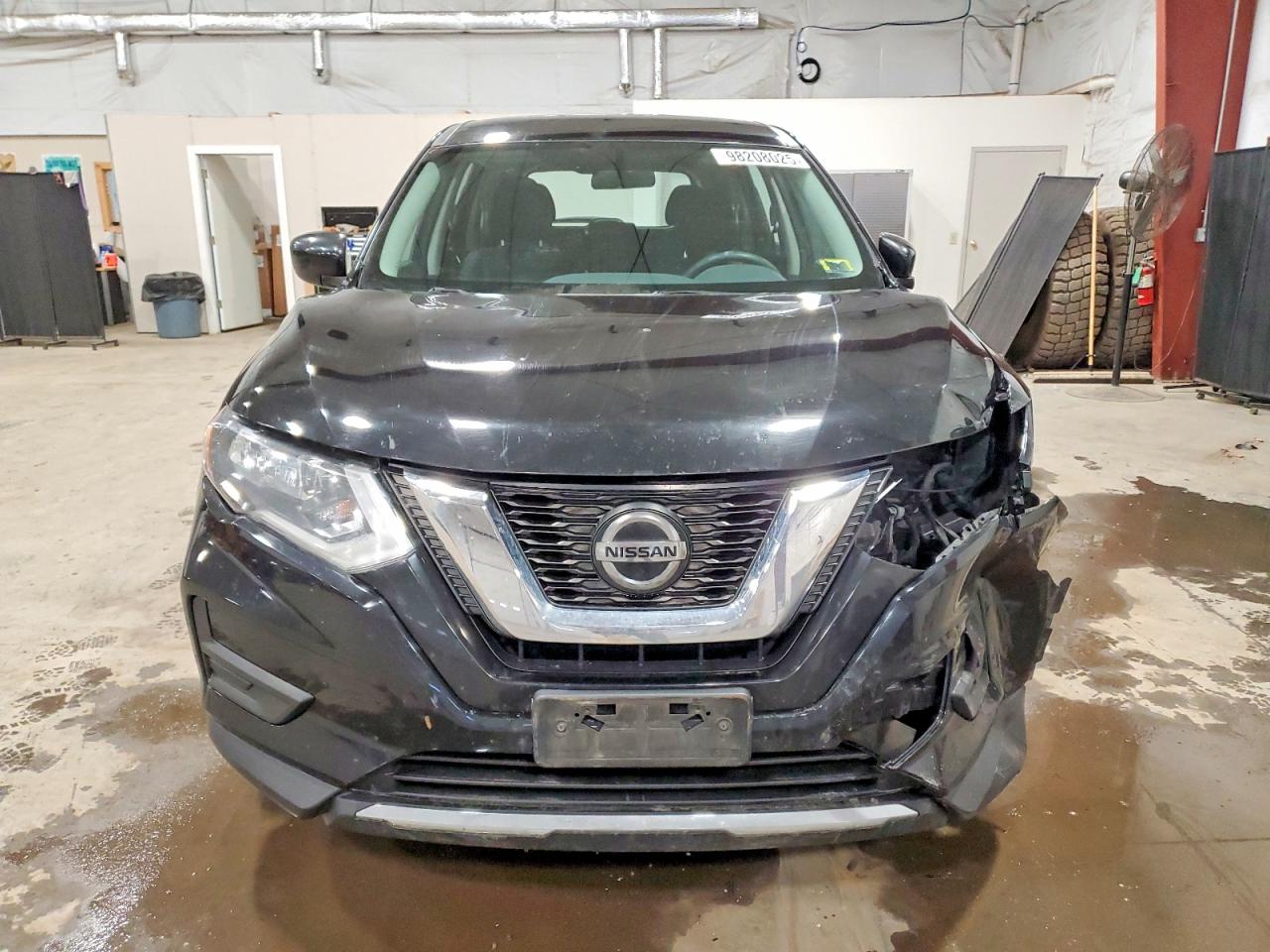 2018 NISSAN ROGUE S photo 5