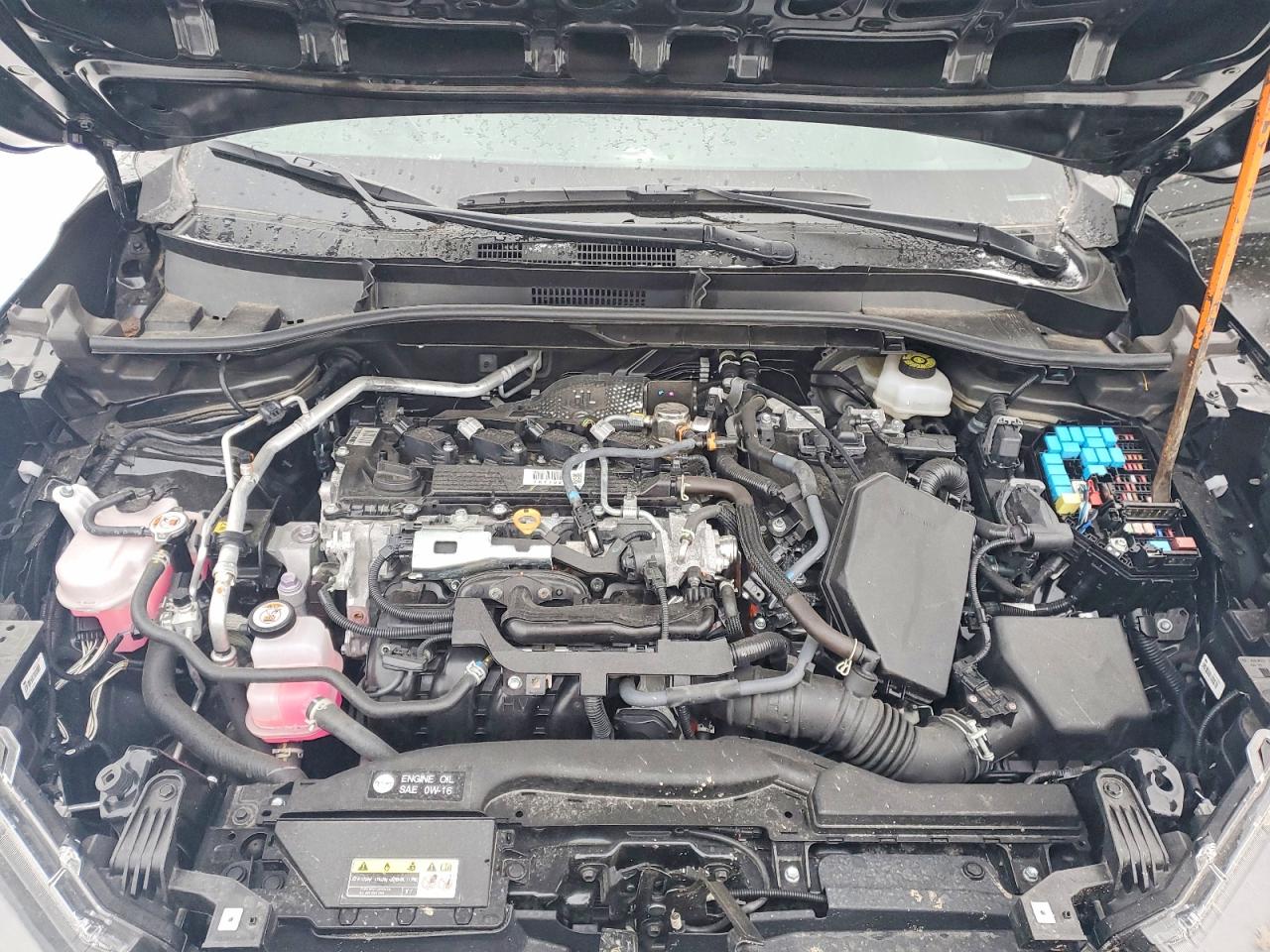 2024 TOYOTA COROLLA CROSS photo 11