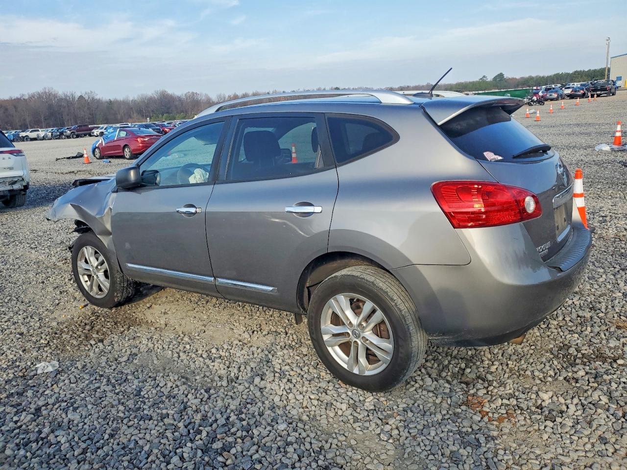 2015 NISSAN ROGUE SELECT S photo 2