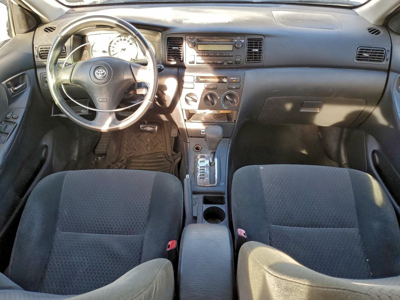 2006 TOYOTA COROLLA CE photo 8