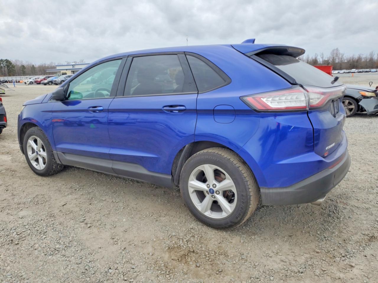 2015 FORD EDGE SE photo 2