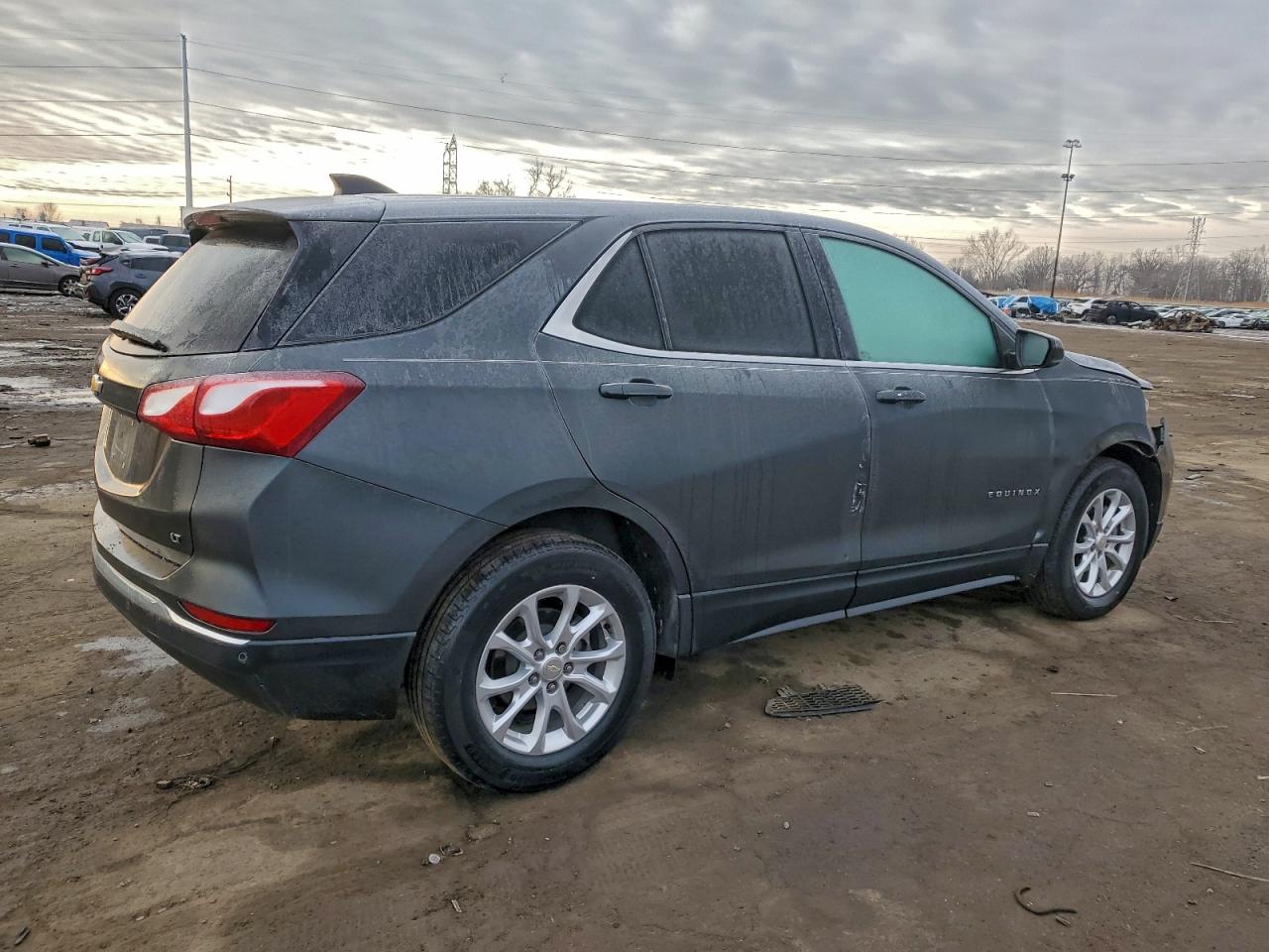 2020 CHEVROLET EQUINOX LT photo 3
