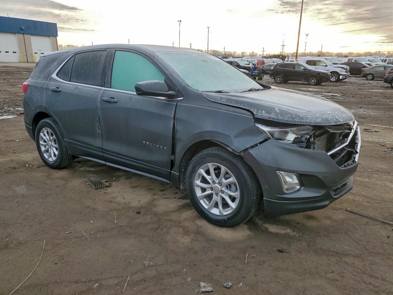 2020 CHEVROLET EQUINOX LT photo 4