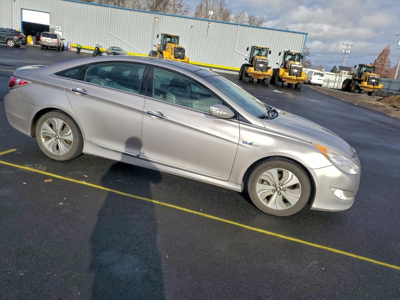 2013 HYUNDAI SONATA HYBRID photo 4