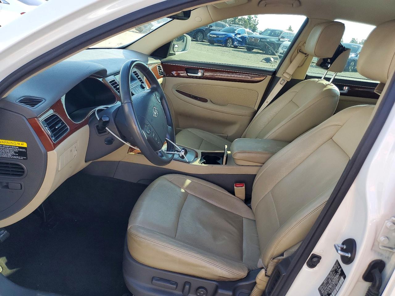 2012 HYUNDAI GENESIS 3.8L photo 7