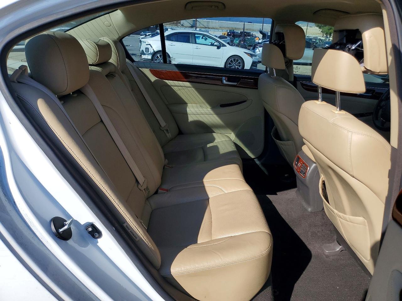 2012 HYUNDAI GENESIS 3.8L photo 10