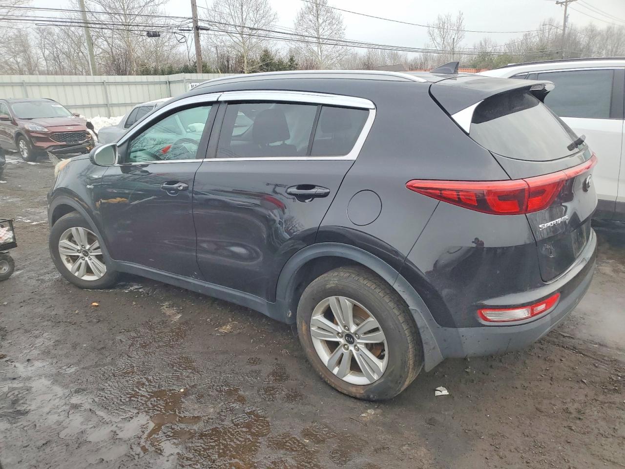 2017 KIA SPORTAGE LX photo 2