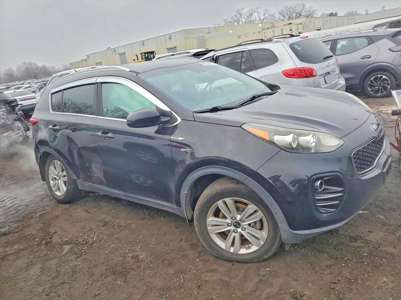 2017 KIA SPORTAGE LX photo 4