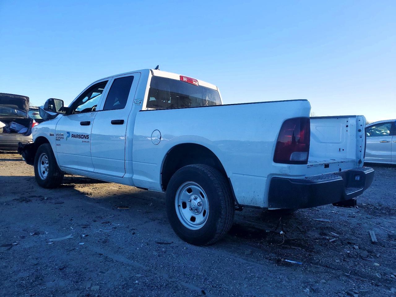 2024 RAM 1500 CLASSIC TRADESMAN photo 2