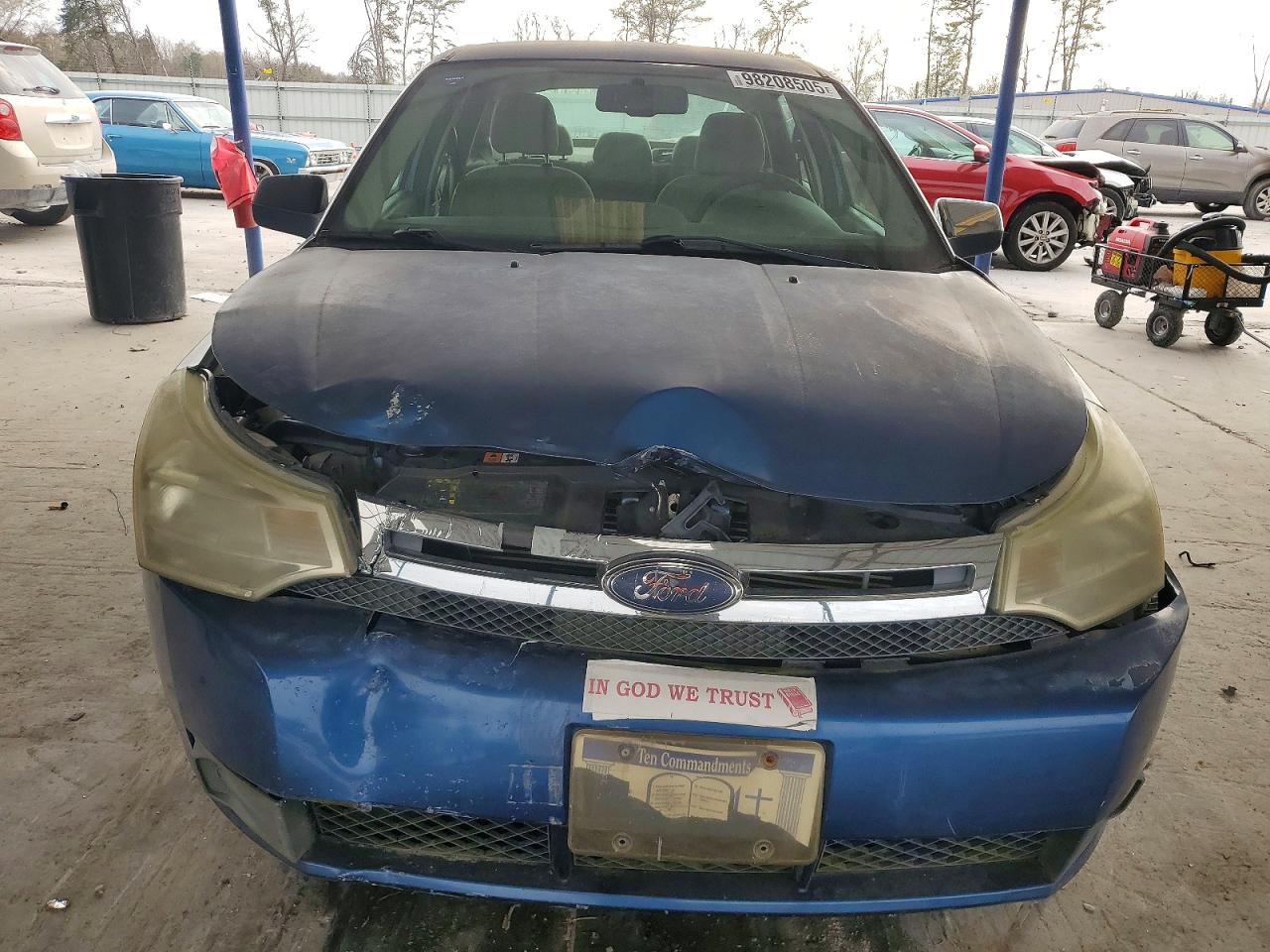 2009 FORD FOCUS SE photo 5