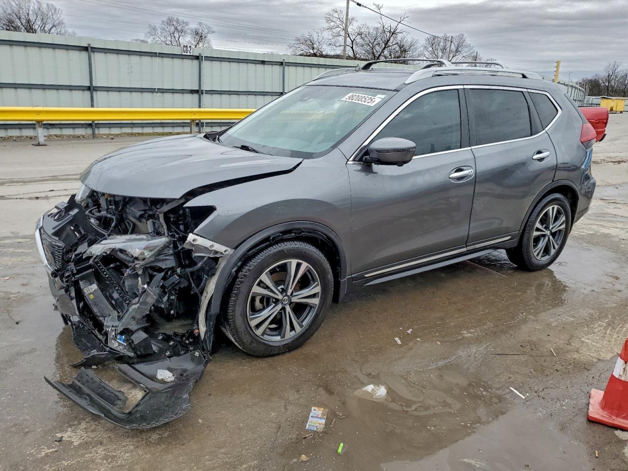 2018 NISSAN ROGUE