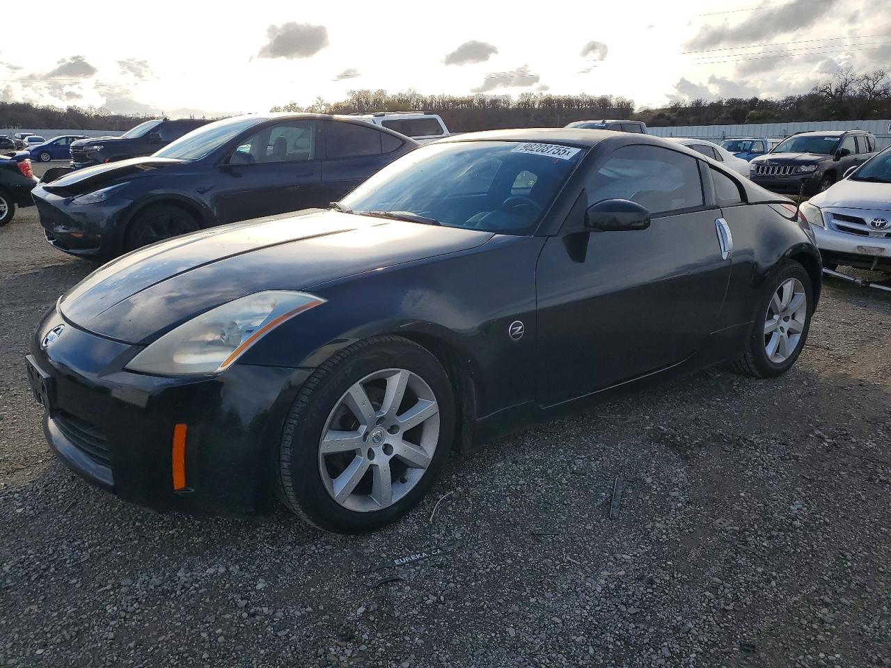 2005 NISSAN 350Z