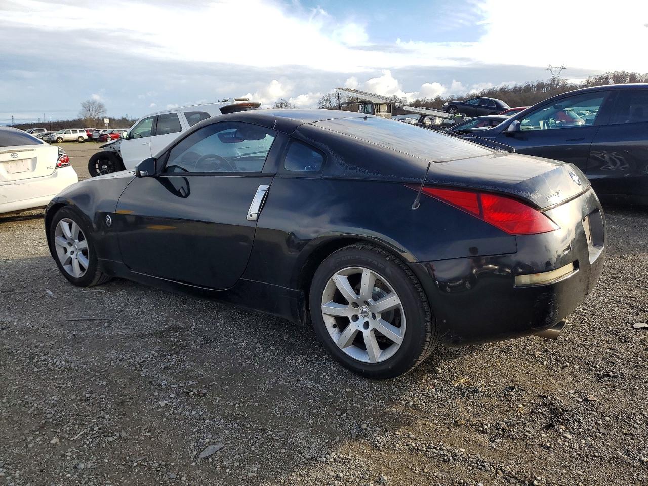 2005 NISSAN 350Z COUPE photo 2