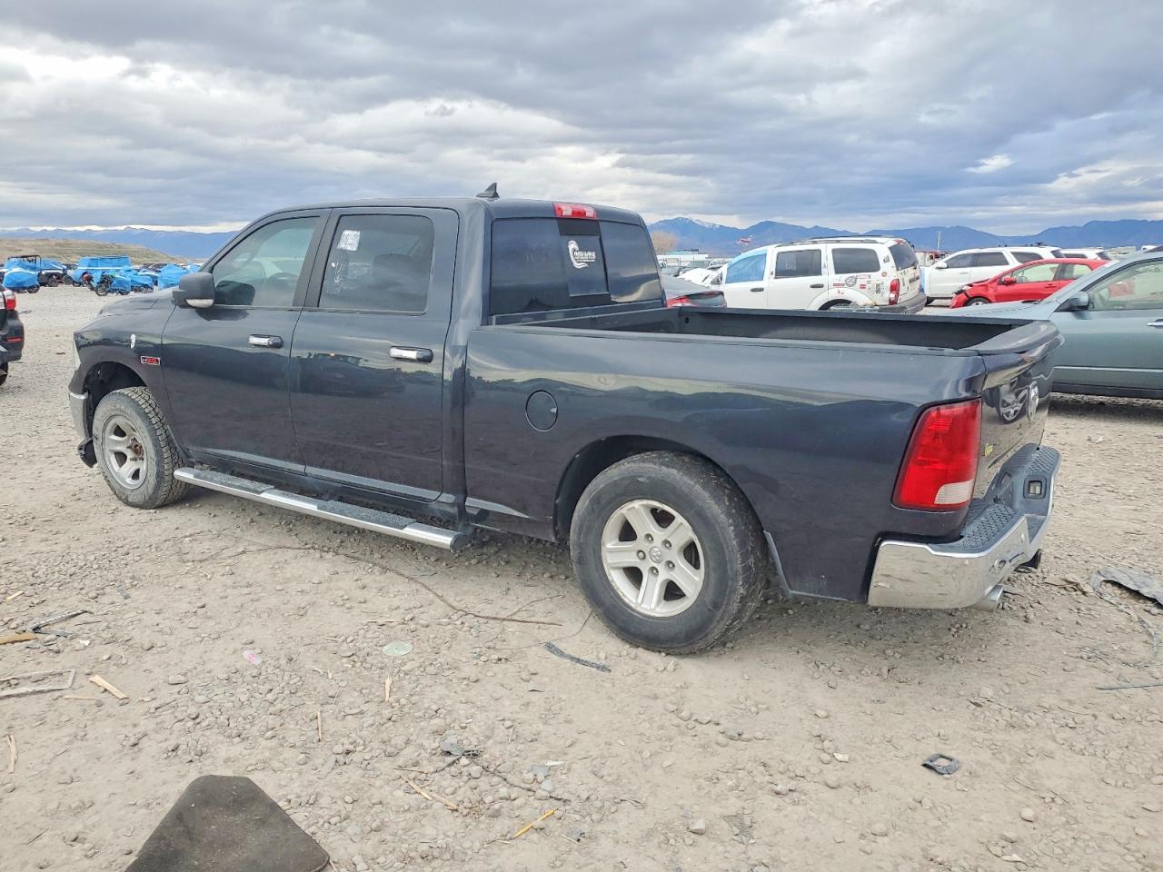 2014 RAM 1500 SLT photo 4