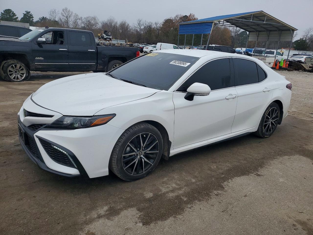 2024 TOYOTA CAMRY