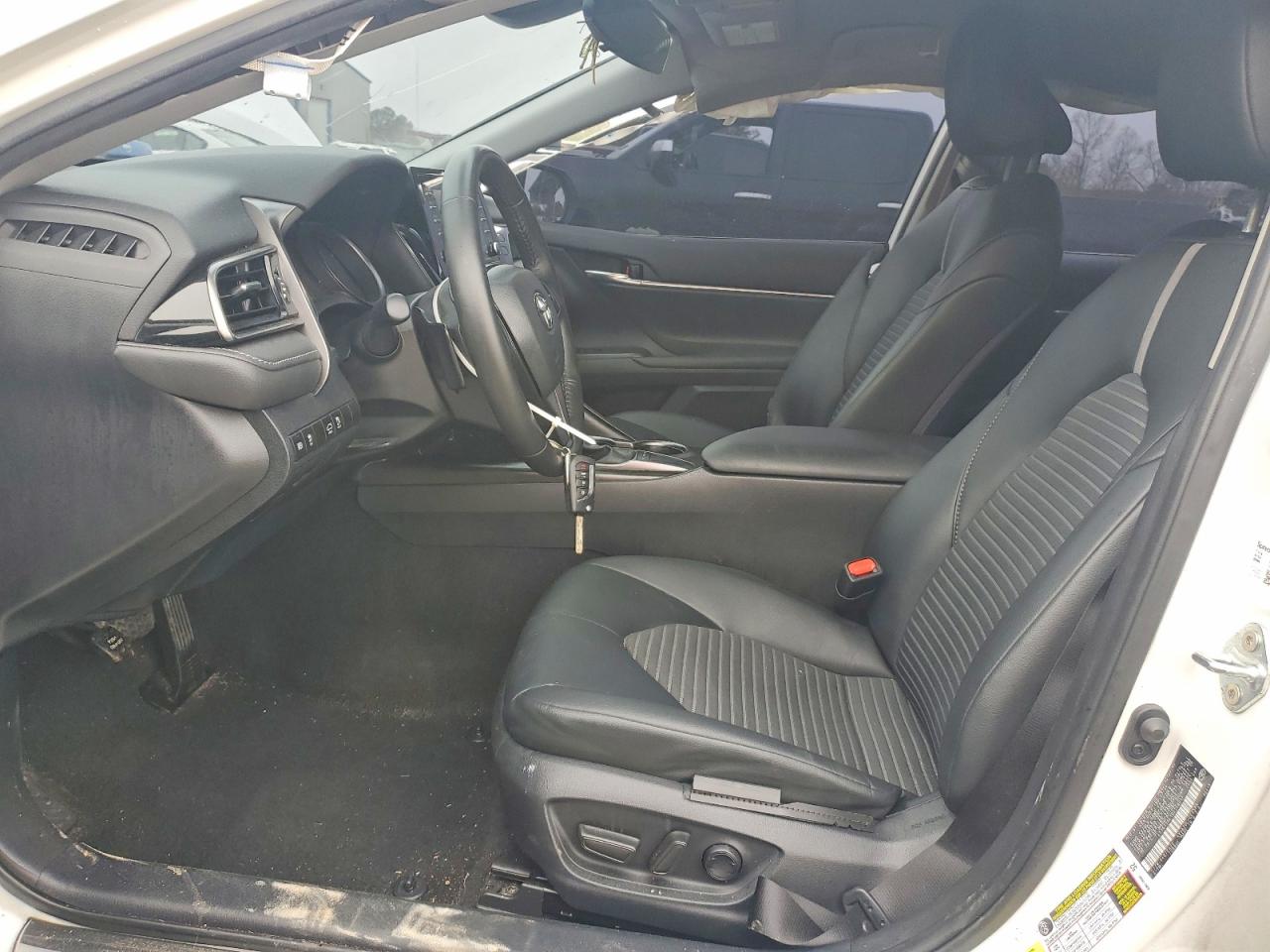 2024 TOYOTA CAMRY SE NIGHT SHADE photo 7