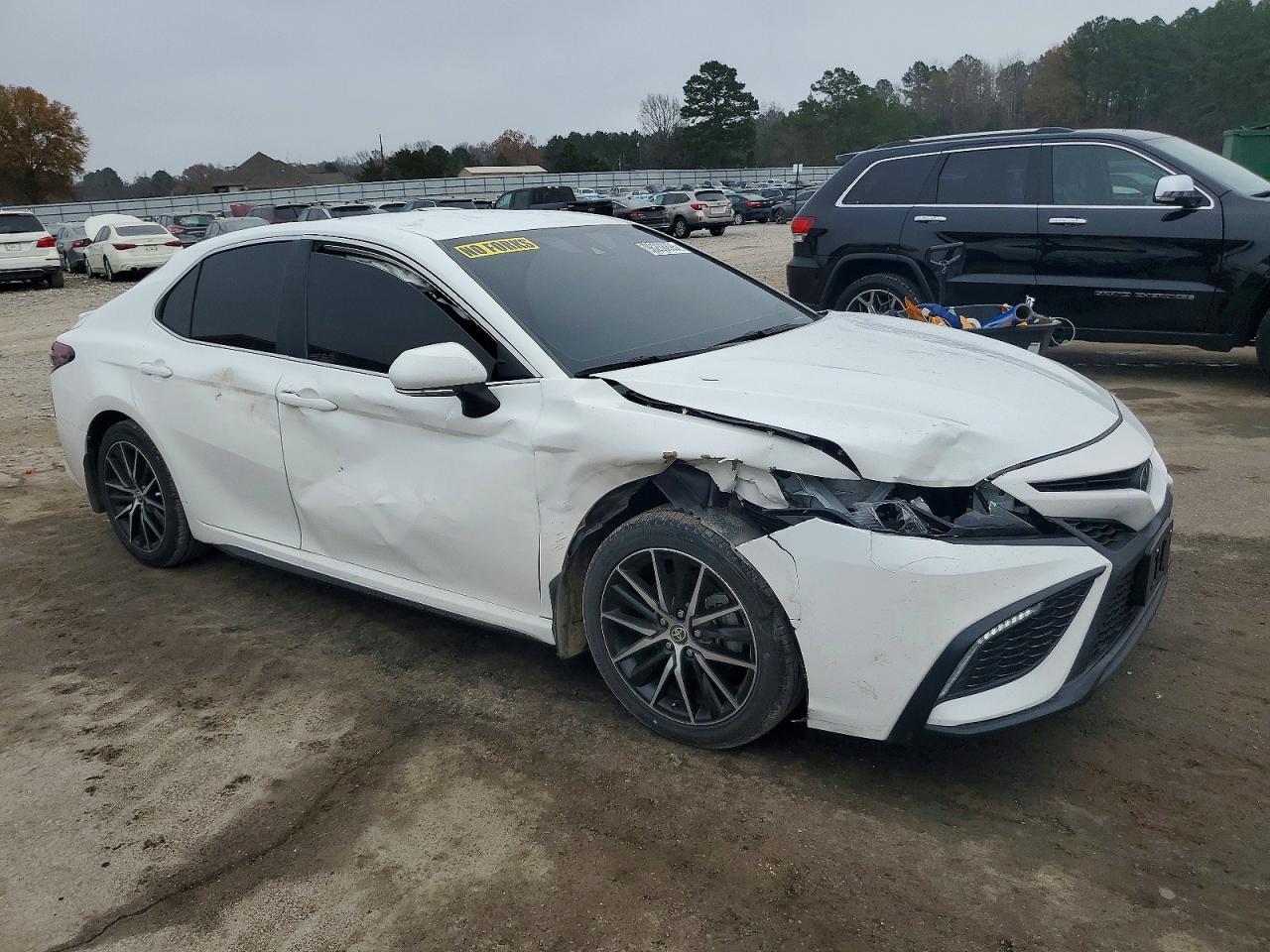 2024 TOYOTA CAMRY SE NIGHT SHADE photo 4