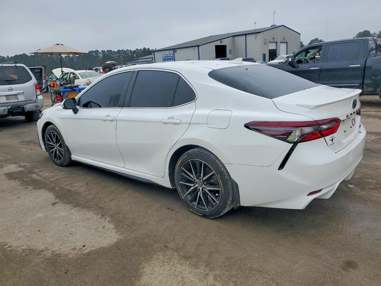 2024 TOYOTA CAMRY SE NIGHT SHADE photo 2