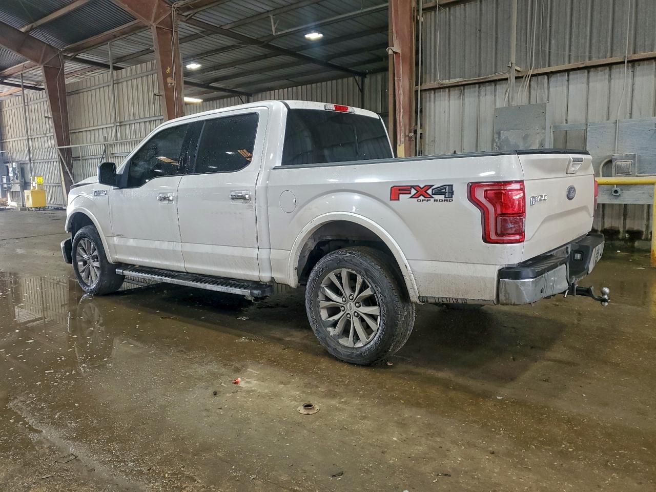 2017 FORD F150 SUPERCREW photo 2
