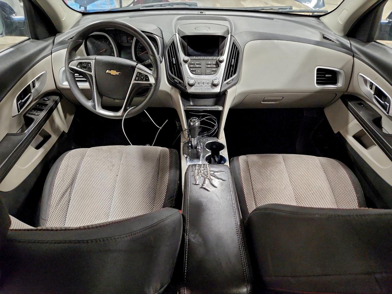 2017 CHEVROLET EQUINOX LT photo 8