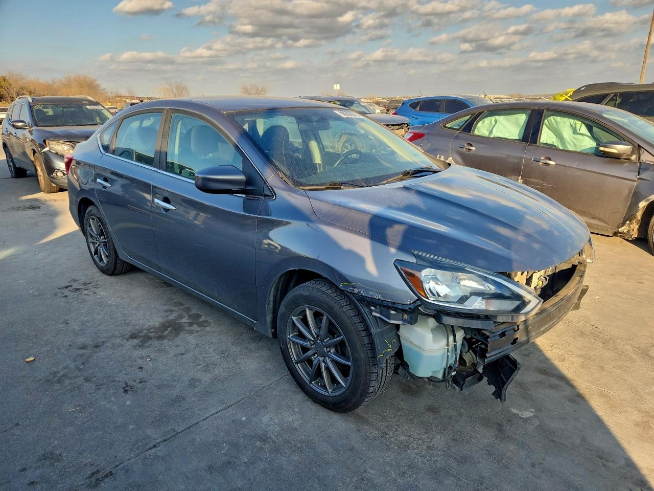 2018 NISSAN SENTRA S photo 4