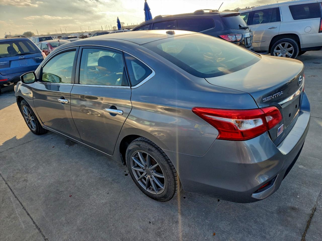 2018 NISSAN SENTRA S photo 2