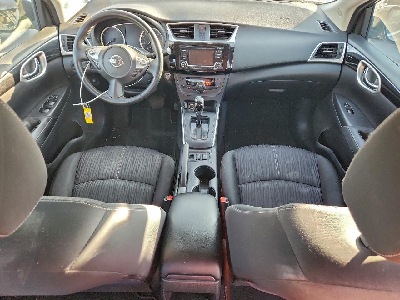 2018 NISSAN SENTRA S photo 8