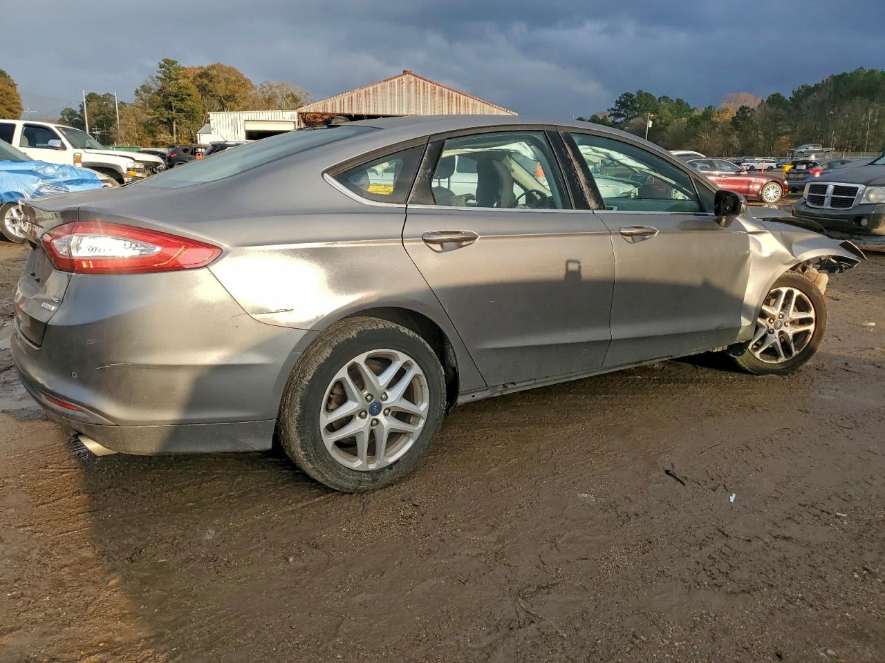 2014 FORD FUSION SE photo 3
