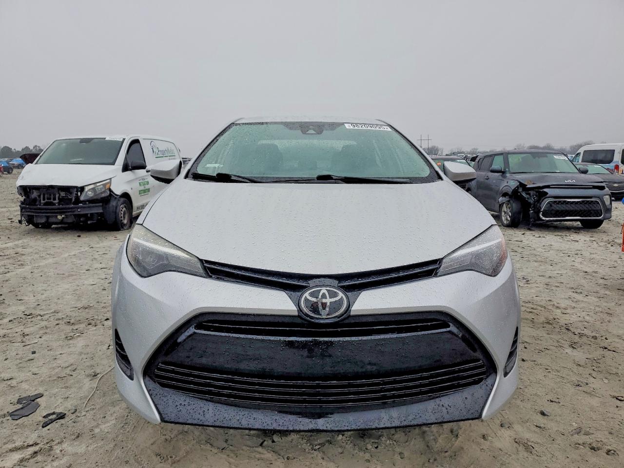 2018 TOYOTA COROLLA L photo 5