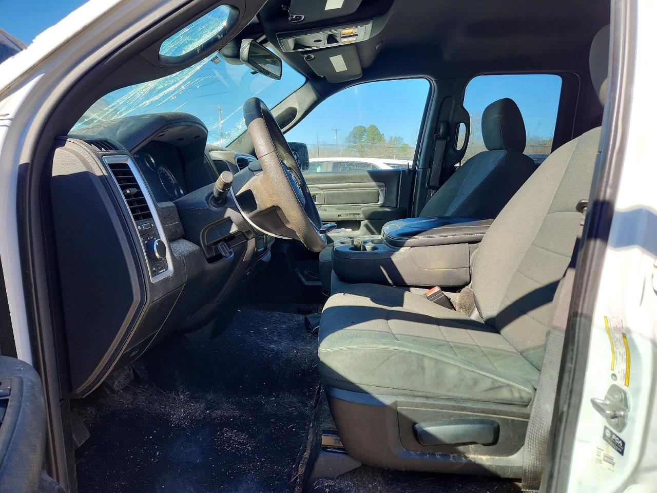 2021 RAM 1500 CLASSIC SLT photo 7
