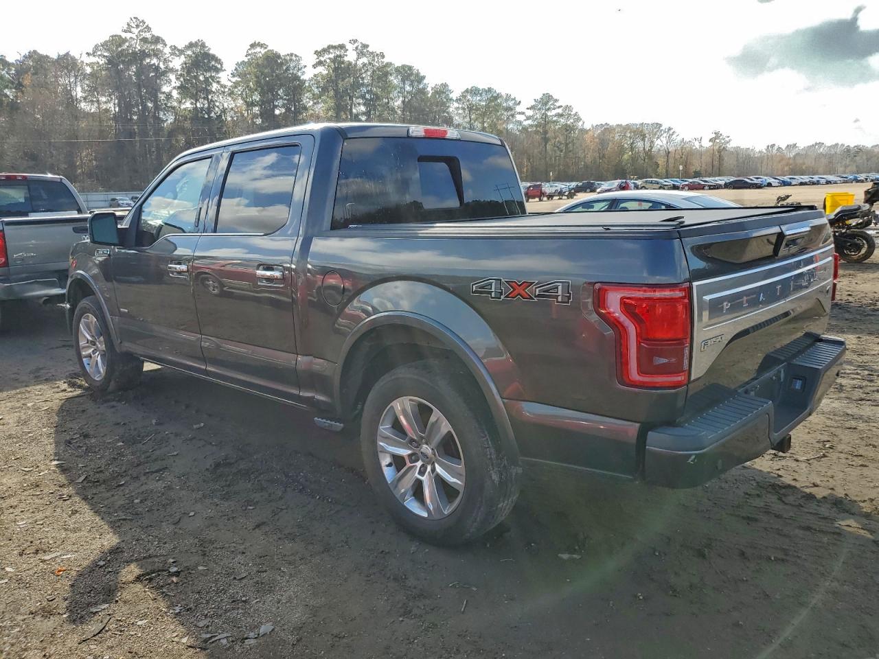 2016 FORD F150 SUPERCREW photo 2