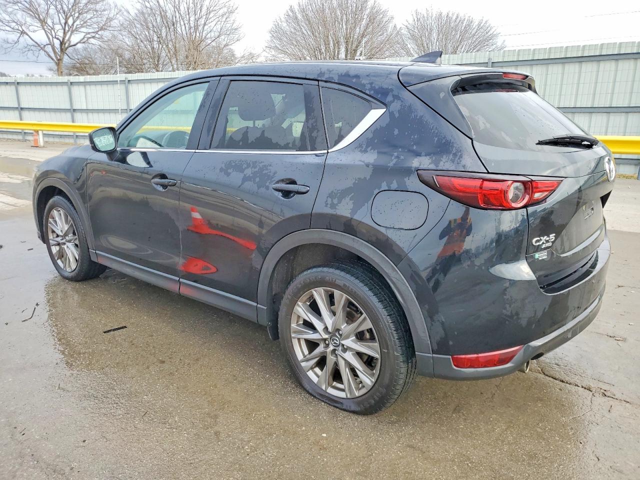 2021 MAZDA CX-5 GRAND TOURING photo 2