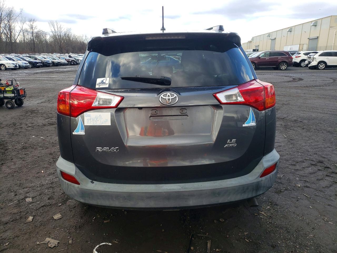 2015 TOYOTA RAV4 LE photo 11