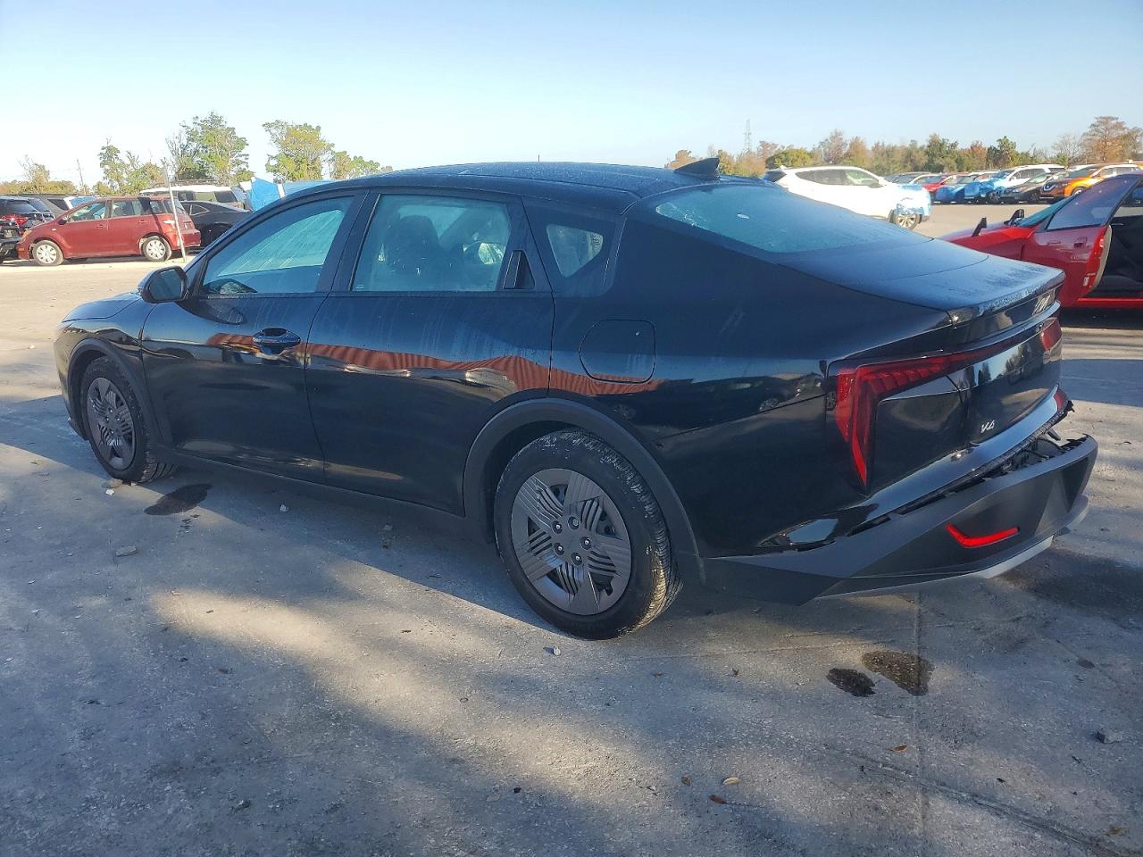 2025 KIA K4 LX photo 2