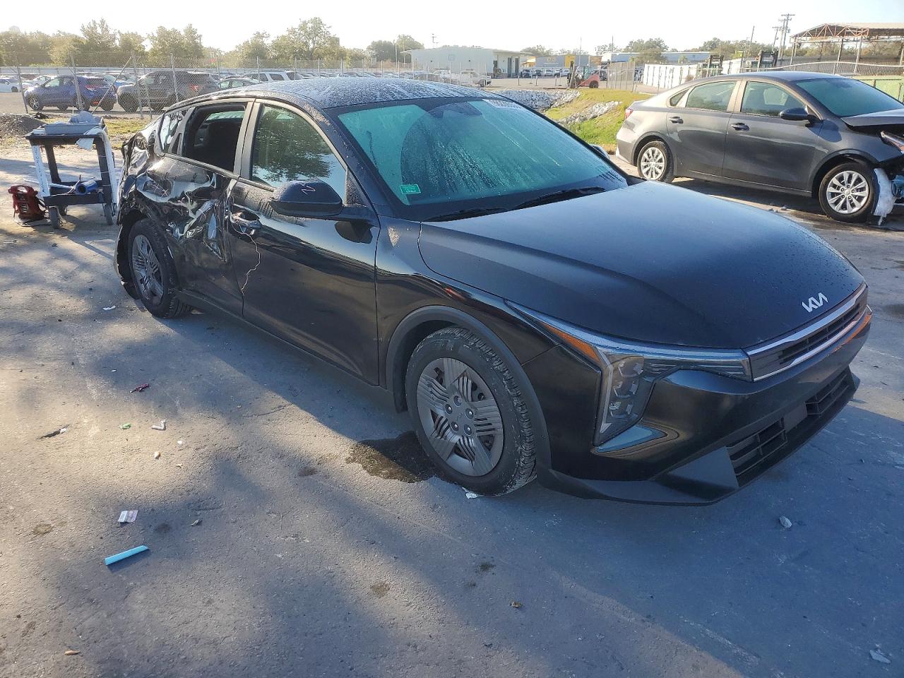 2025 KIA K4 LX photo 4