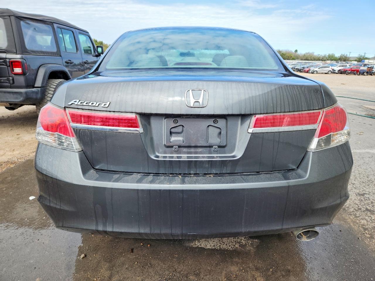 2012 HONDA ACCORD LX photo 6