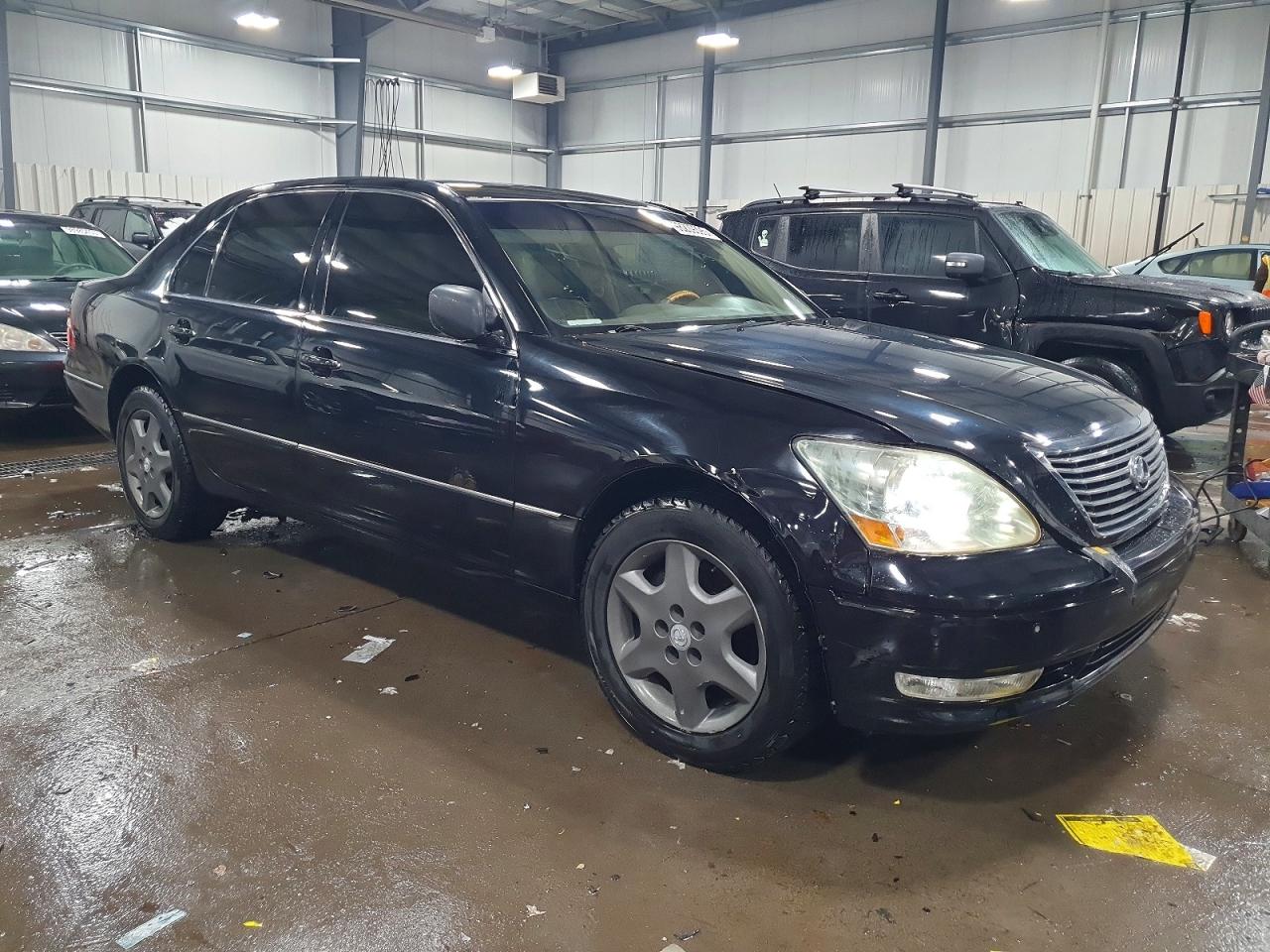 2004 LEXUS LS 430 photo 4