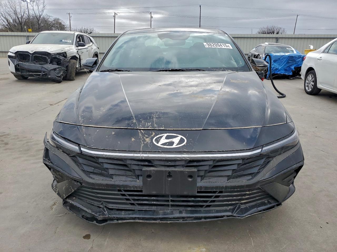 2025 HYUNDAI ELANTRA SEL SPORT photo 5